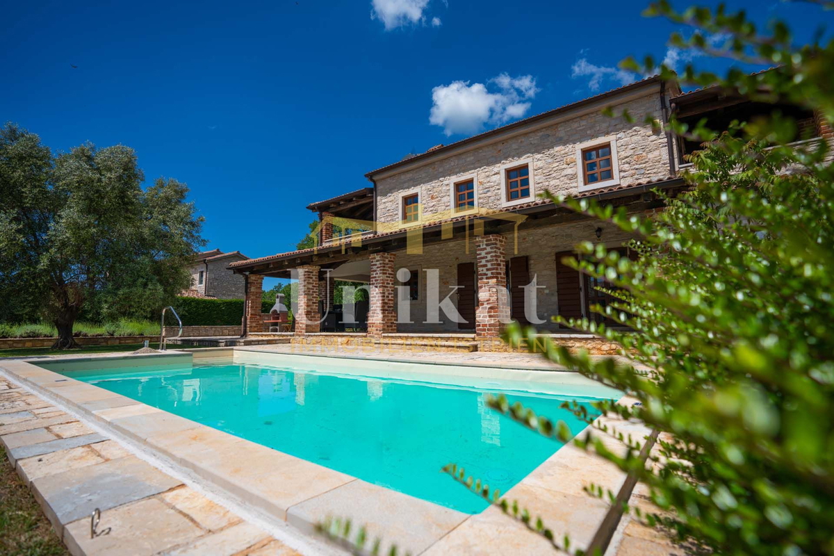 Дом POREČ, 730.000 €